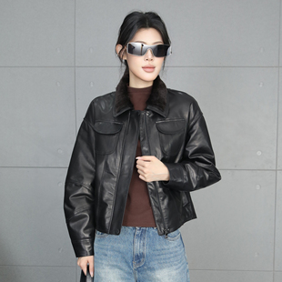 黑色真皮皮衣女短款2025冬季新款拉贡毛领机车夹克油蜡皮羽绒外套