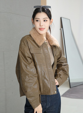 真皮绿色羊剪绒保暖机车皮衣女