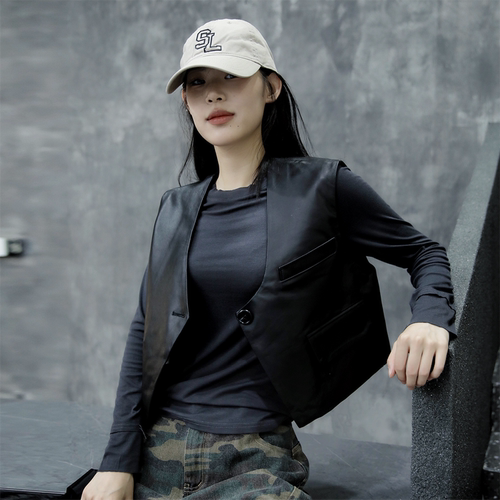 黑色短款修身马甲女2025春秋新款