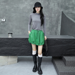 花苞裙女2025秋新款真皮松紧腰皮裙绿色短裙绵羊皮显瘦灯笼半身裙