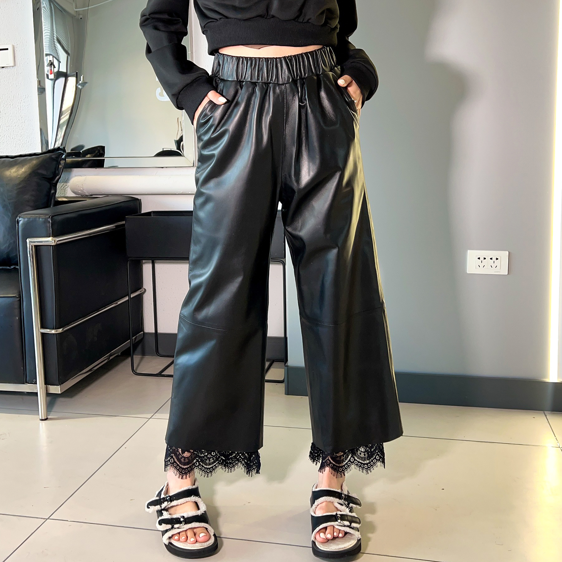 松紧腰通勤长裤蕾丝边皮裤