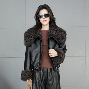 黑色羊卷毛领皮衣外套女短款2025年冬季新款绵羊皮保暖真皮羽绒服