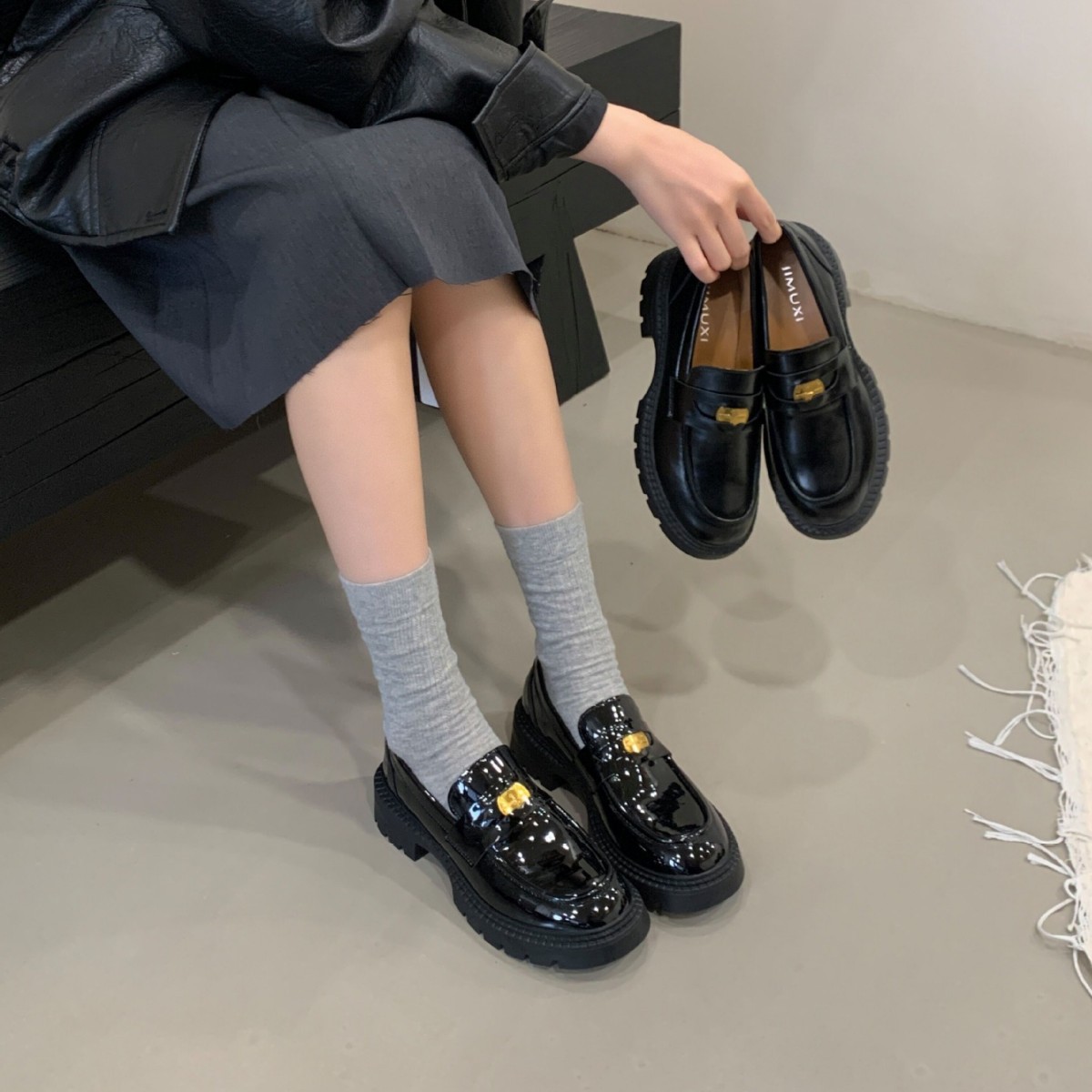 2025新款欧美休闲百搭深口厚底金币小皮鞋四季鞋深口单鞋
