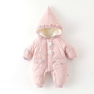 女宝宝冬季夹棉连体衣粉色婴儿洋气新生可爱连帽棉服外出爬服衣服