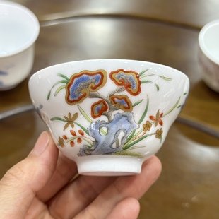 景德镇粉彩小茶杯五彩描金灵芝兰石图小折腰杯 福禄杯