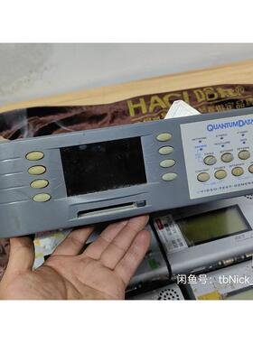 出售一台QUANTUMDATA 881C影片测试生成器，轻微