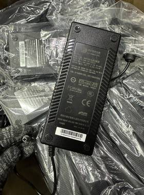 Centerm19V6.32A电源适配器 N660二代V660 2代充电器19V120W议价