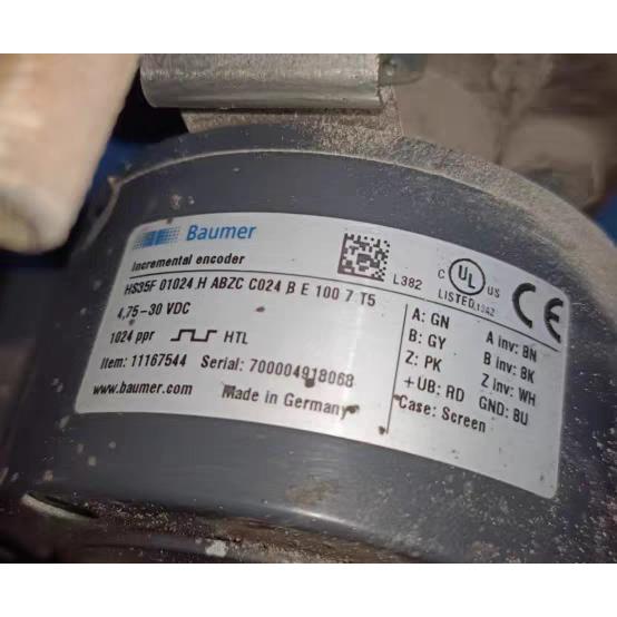 HS35F 01024 H ABZC C024 B E 100 T5Baumer空心轴旋转编码器替代