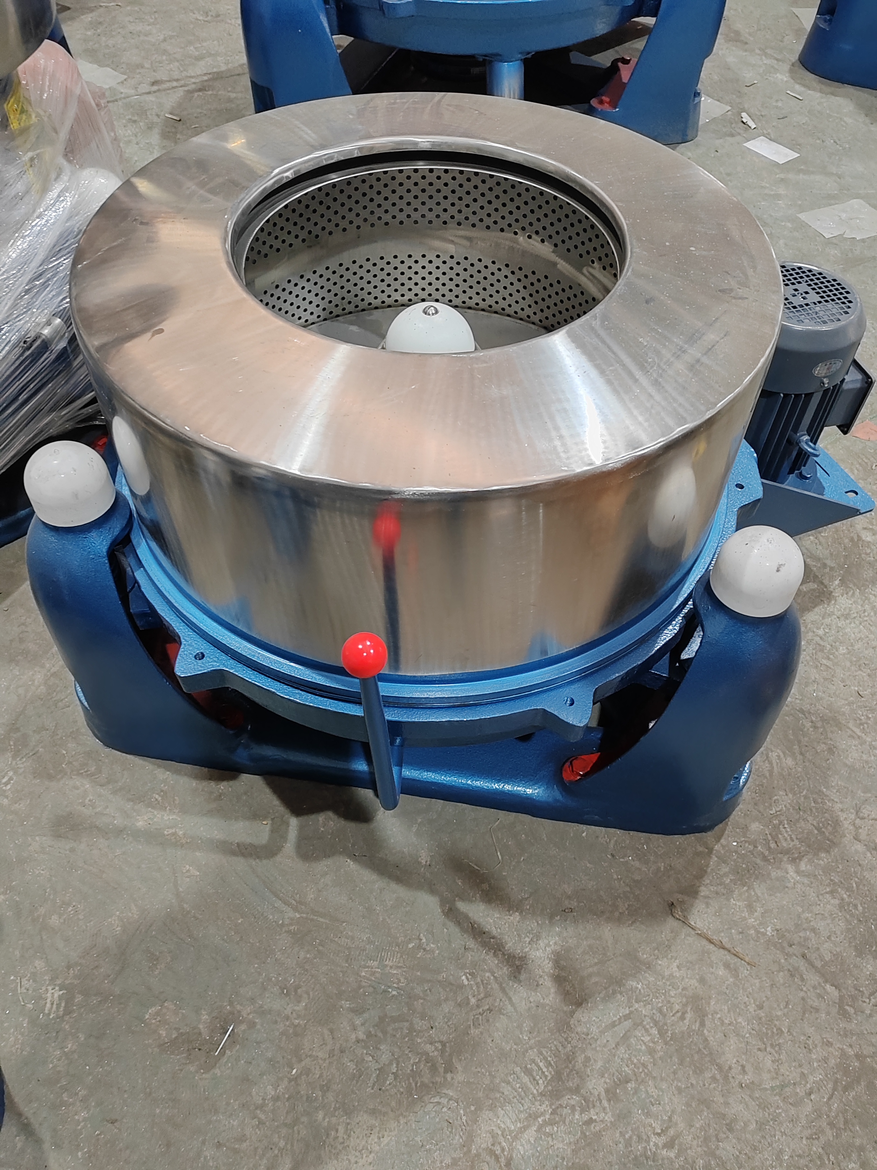 工业1.5米直径离子脱水机小型榨菜工业脱水机纺织品三足式离心机