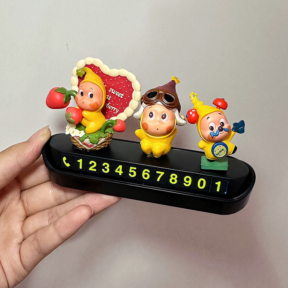 2025新款可爱星星人汽车临时停车号码牌挪车卡电话牌网红女生摆件