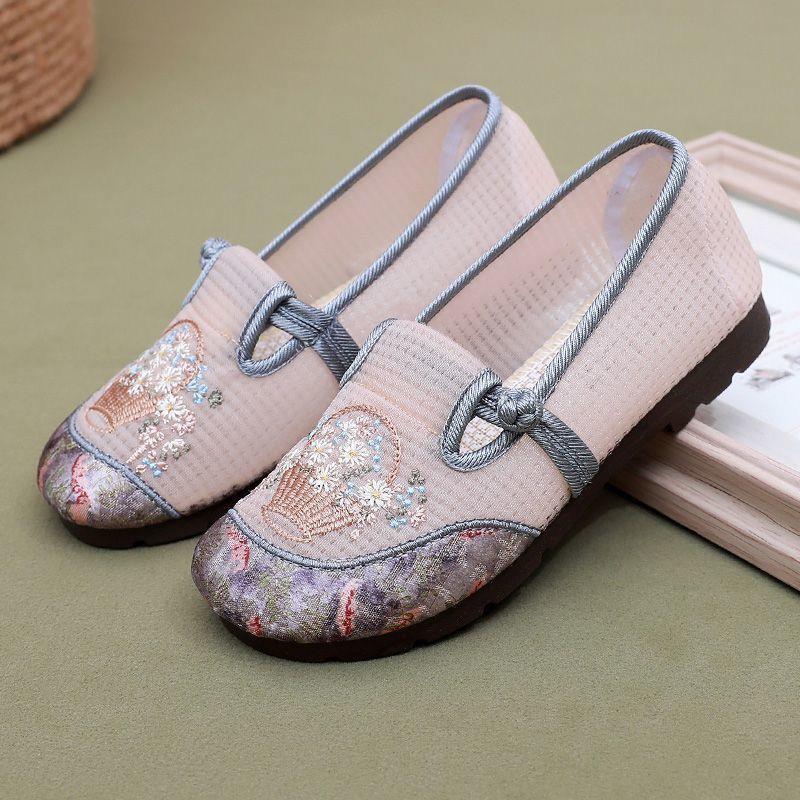 新款老北京布鞋女夏季镂空绣花鞋民族风汉服妈妈鞋中老年网面女鞋