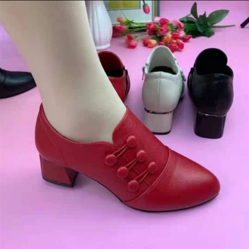 单鞋女2026新款秋季深口女鞋英伦风小皮鞋软皮鞋子女春秋百搭时尚