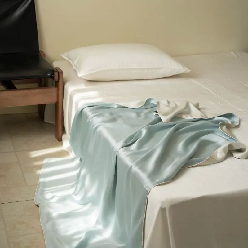 Luxury 100% Lyocell Fiber Cooling Blanket for Summer Natural