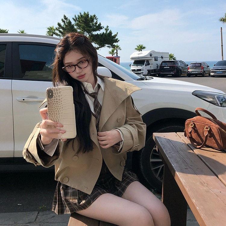 卡其色立领短款风衣女2025新款春秋小个子级感双排扣英伦风外套