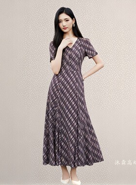 沐紫霖2026夏季新款时尚显瘦大码气质修身妈妈婚宴礼服连衣裙8021