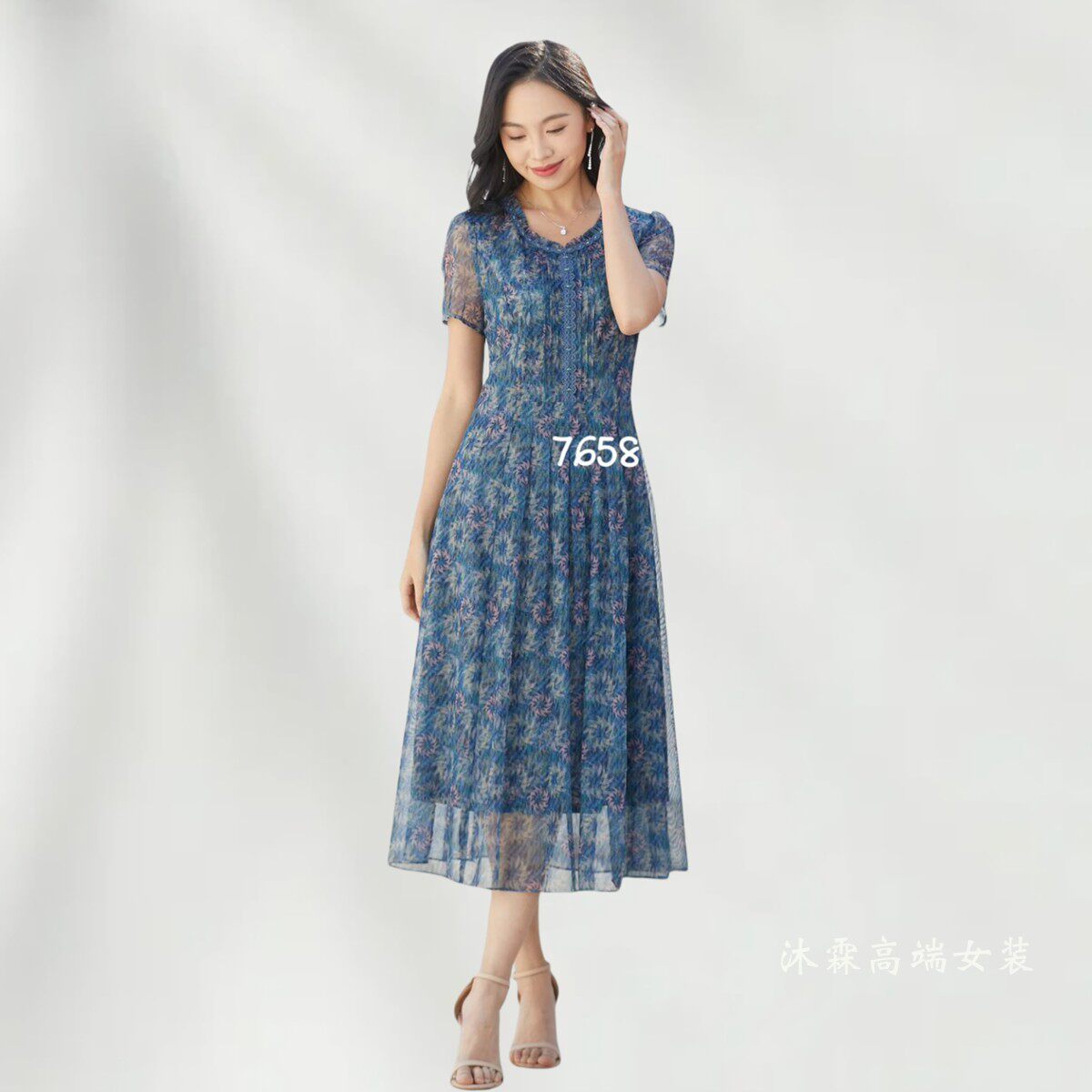 隆穈丝2026夏季新款台湾纱料凯永连衣裙女装显瘦气质妈妈装7658