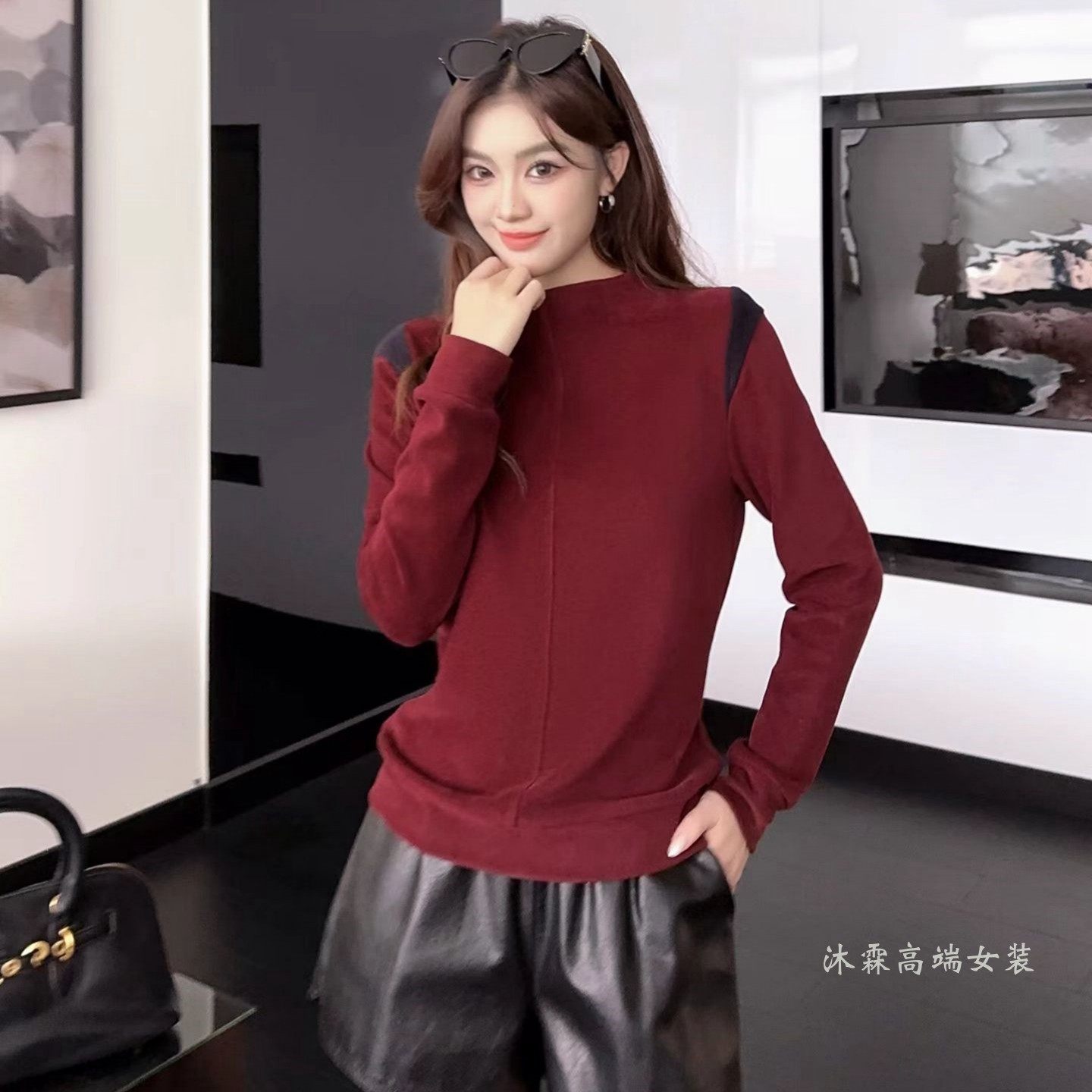 阳龙2025秋冬新款大码修身显瘦宽松气质女上衣打底t恤衫B25-9003