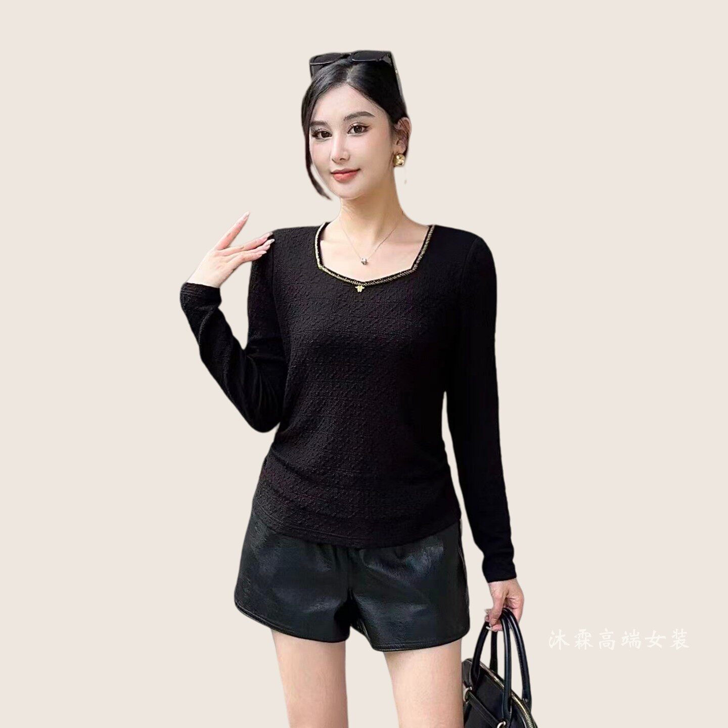 阳龙2025秋冬新款大码修身显瘦宽松气质女上衣打底t恤衫B25-9000