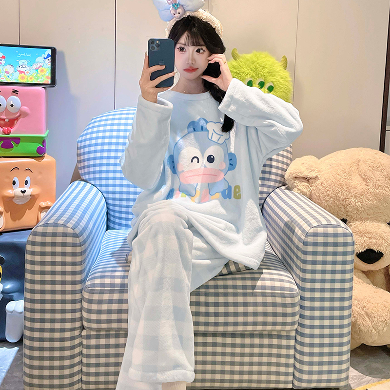 丑鱼睡衣女童秋冬大童珊瑚绒套装