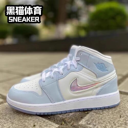 耐克运动女子AJ1低帮板鞋