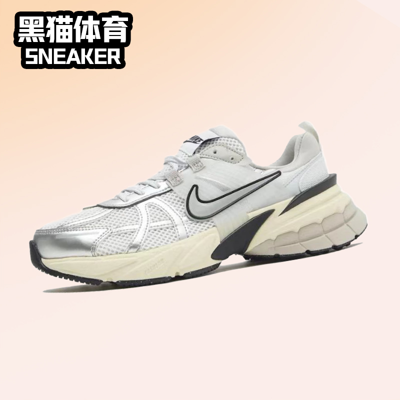 耐克女子跑步鞋V2KRuntekk