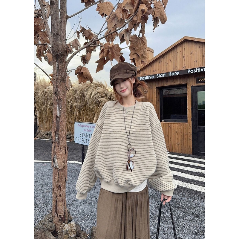 韩系慵懒风复古条纹圆领卫衣女