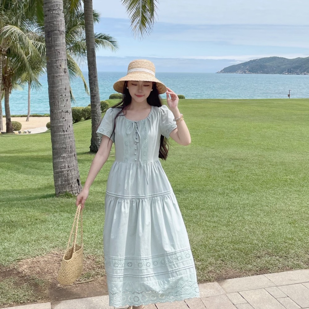 MOBAI默白【夏有森光】法式复古拼接蕾丝圆领连衣裙女夏显瘦长裙