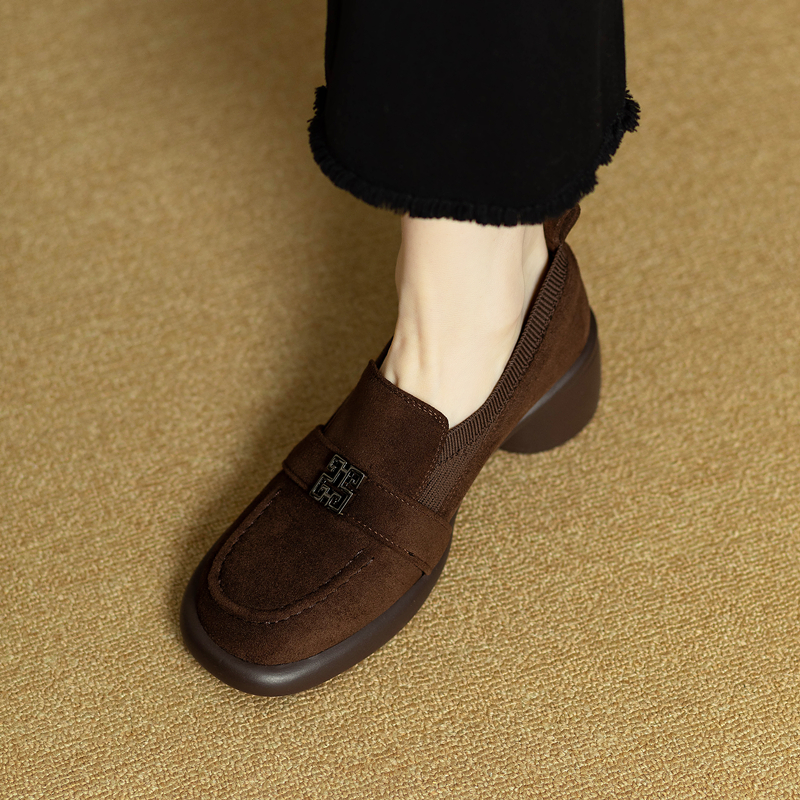 真皮复古小羊皮中跟粗跟乐福鞋女秋冬新款深口单鞋复古圆头小皮鞋