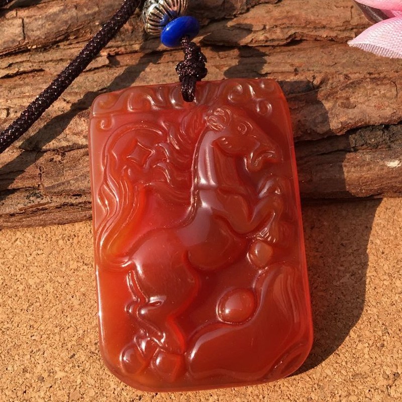 天然红玛瑙马天马赐福吊坠玉髓生肖马方牌吉祥物男女款方款飞马,珠宝/钻石/翡翠,颈饰,淘宝优惠券,粉丝福利购,淘宝优惠卷
