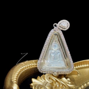 泰国特色 古巴丙斑斓贝南帕亚项链吊坠