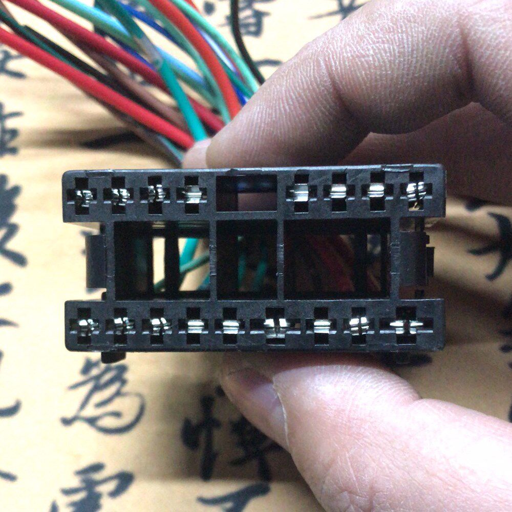 大众捷达帕萨特B5领驭宝来朗逸桑塔纳3000志俊大灯开关插头线束