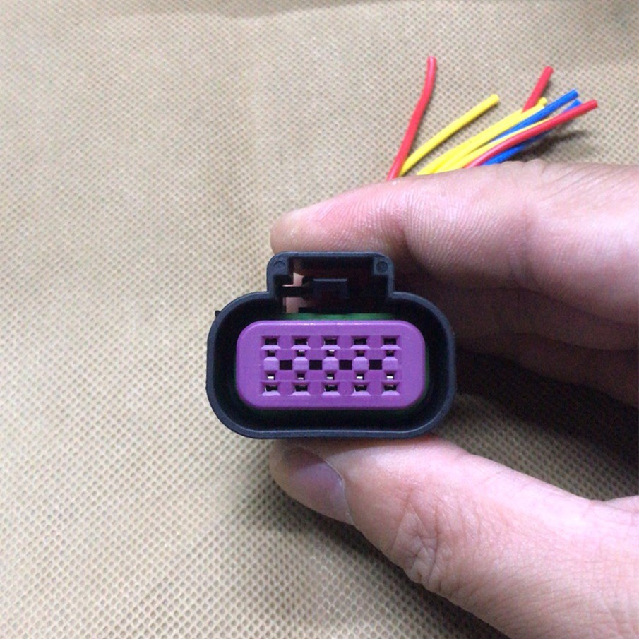 长安奔奔MINI逸动CS35CX20悦翔V3V5V7雪佛兰创酷大灯线束插头拆