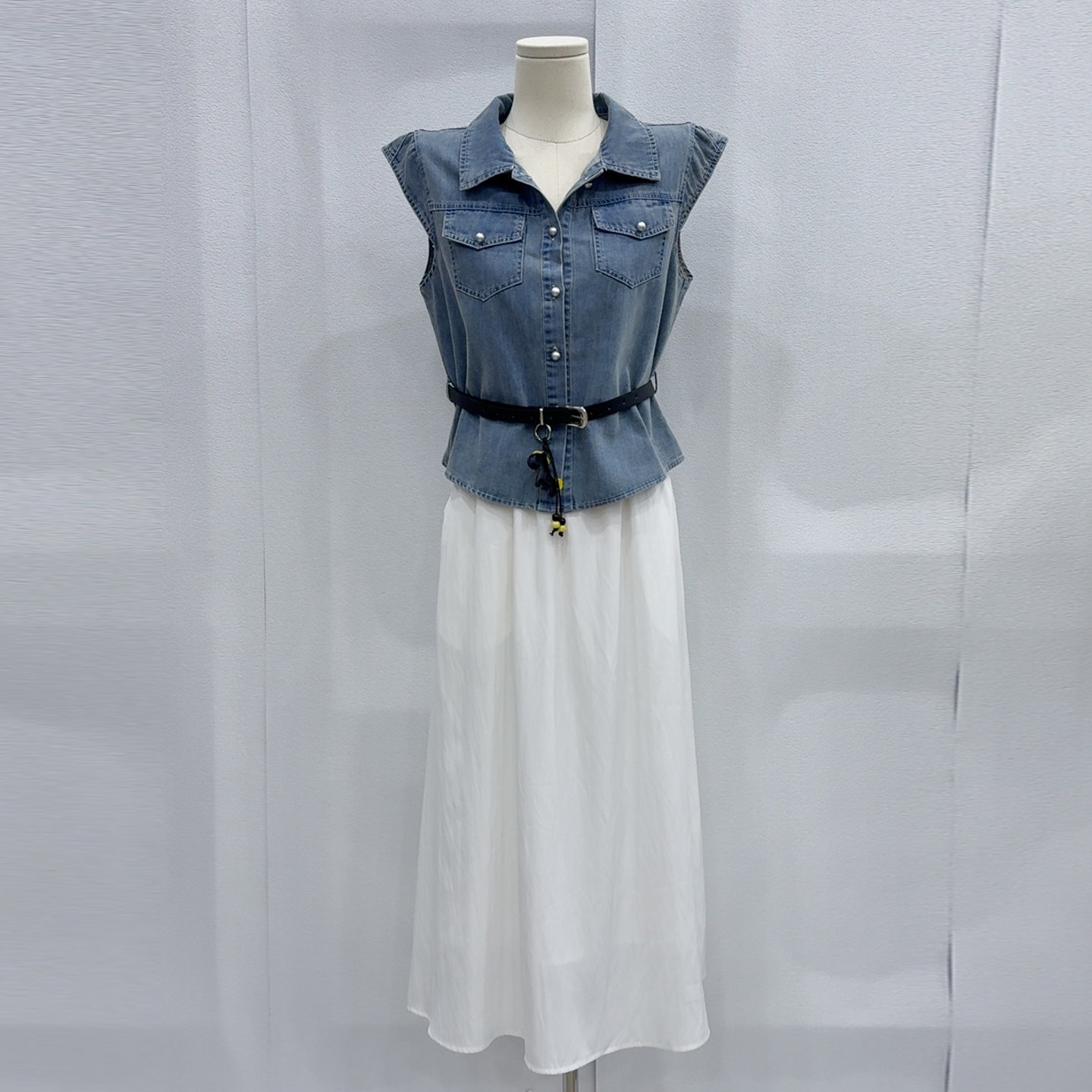 牛仔无袖上衣+半身裙两件套夏韩系显瘦减龄气质流行穿搭时尚套装