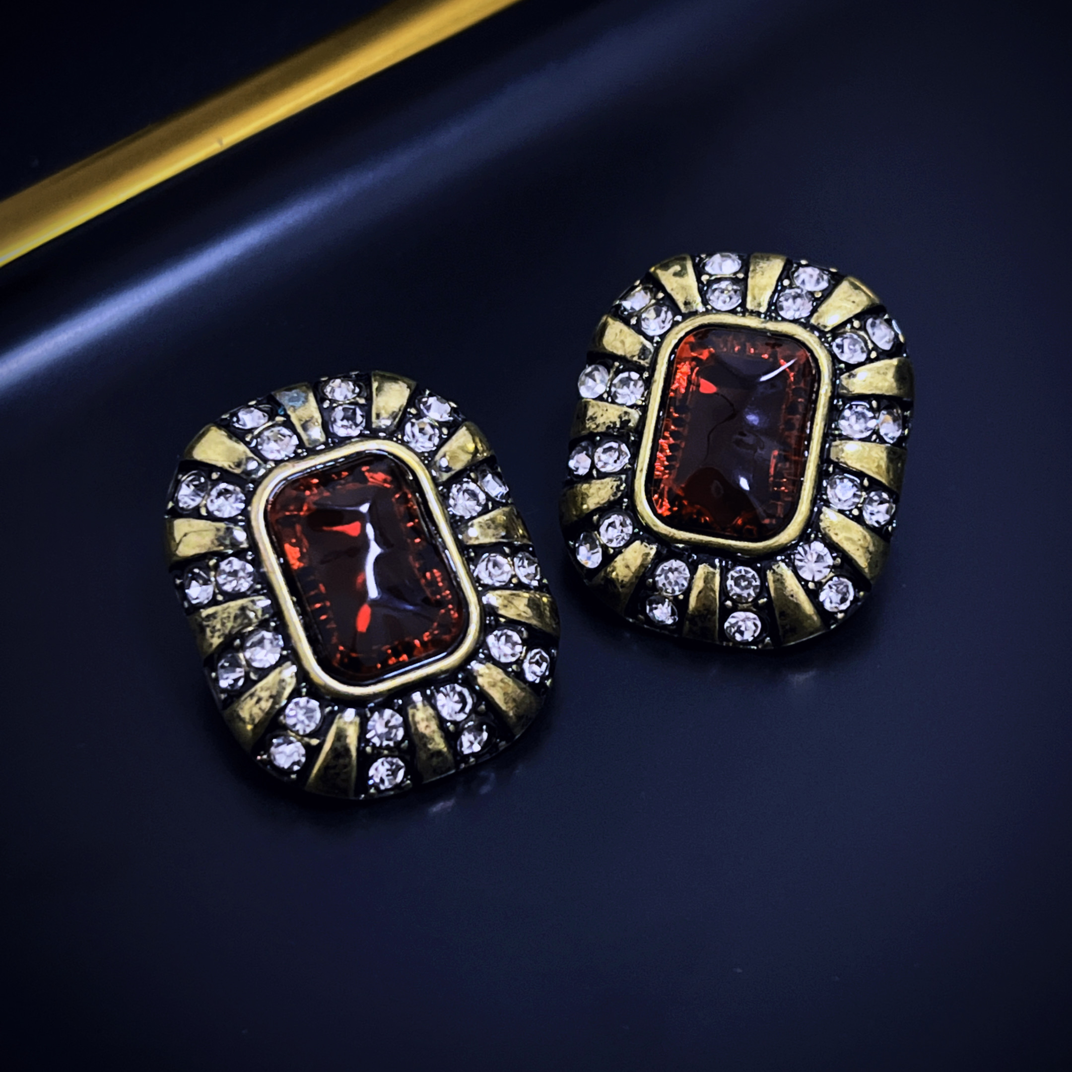 古风仙气耳环小众设计感高级民族风气质爆款耳钉超仙红色耳饰