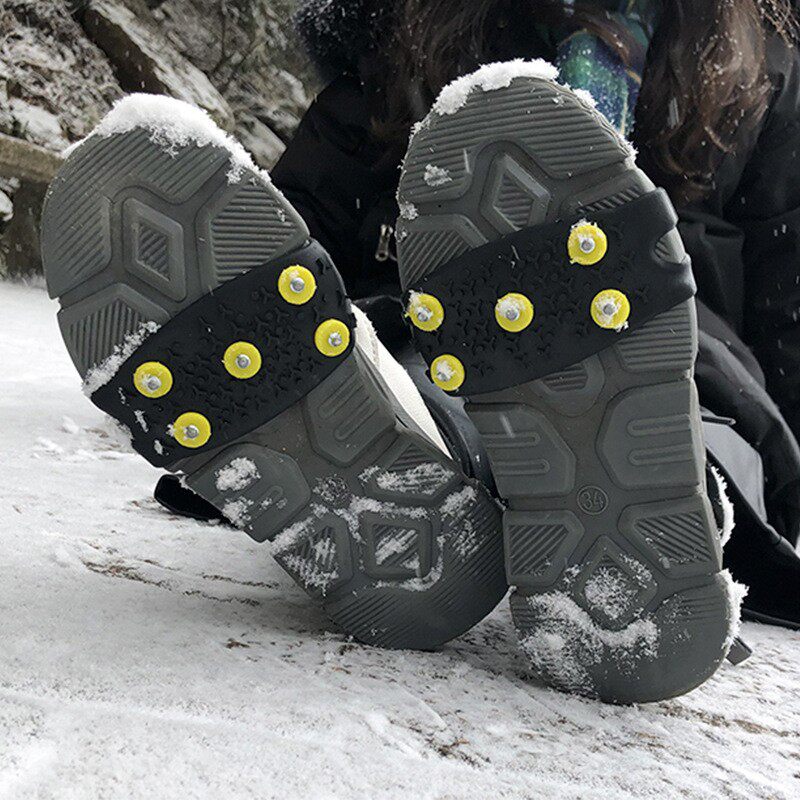 户外5齿雪地防滑鞋套简易冰爪泥地冰面滑雪冰雪路面耐磨5钉冰爪