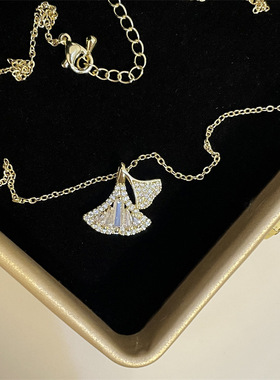 时尚满钻贝壳银杏叶爱心吊坠项链女气质轻奢小众百搭森系锁骨链