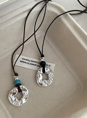 新款不规则吊坠项链简约ins风高级感百搭可抽拉调节韩系毛衣链