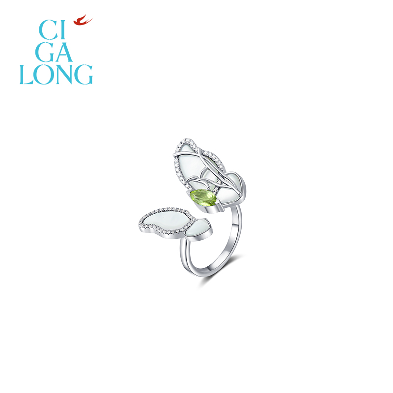 吴宣仪同款CIGALONG龙梓嘉霜色蝴蝶橄榄石母贝戒指耳钉新中式珠宝