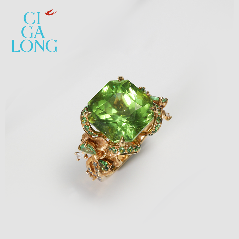 CIGALONG龙梓嘉橄榄石18K戒指新中式高级珠宝