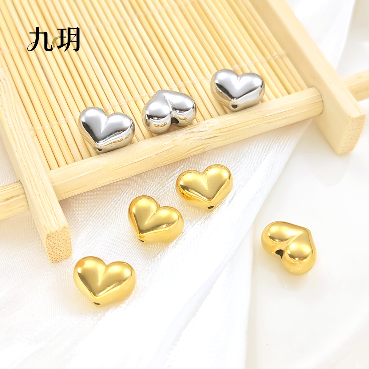 九玥 不锈钢精工加亮桃心立体屁桃diy手工水晶手串隔珠散珠配件