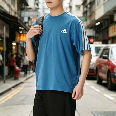 adidas阿迪达斯男短袖2026夏季新款宽松休闲透气三条纹T恤 KR2492