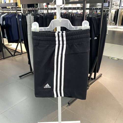 adidas阿迪达斯女短裤2026春季新款三条纹针织运动五分裤 GM5523