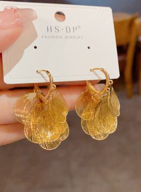 欧美复古夸张金属镂空银杏叶耳扣气质时尚简约个性独特设计感耳坠
