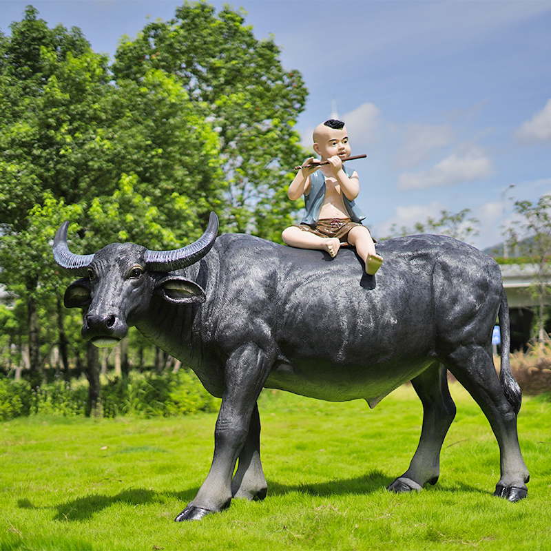 户外仿真牧童骑水牛玻璃钢装饰动物雕塑公园林景观草坪落地大摆件