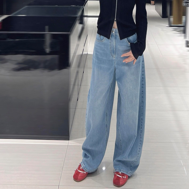 依衣阿家510084新款INS风高腰女阔腿裤宽松牛仔裤时尚深秋弯刀裤