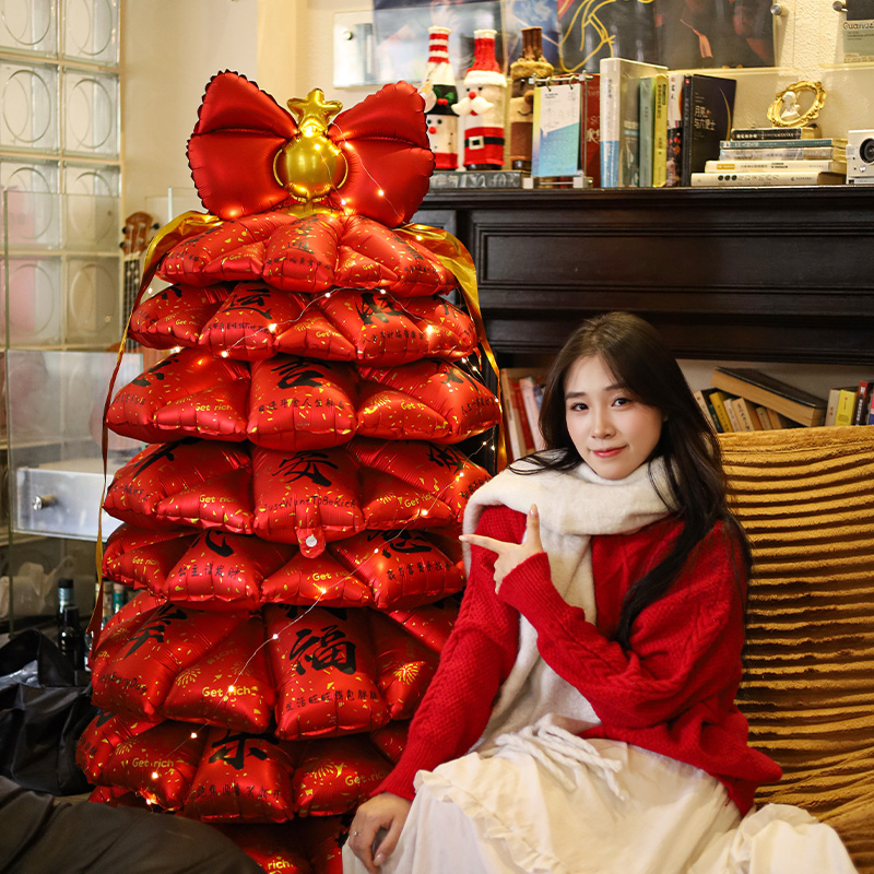 新年元旦氛围场景布置发财树气球