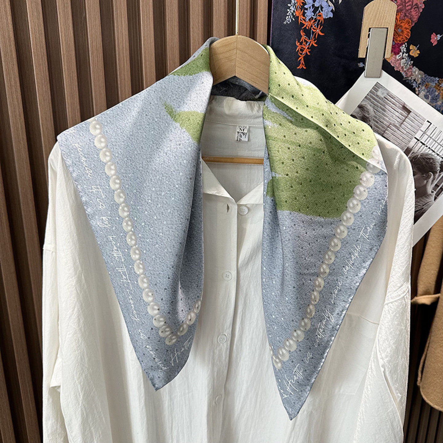 郁金香重磅双面提花桑蚕丝方巾