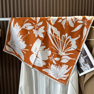 蝴蝶投影印花真丝方巾