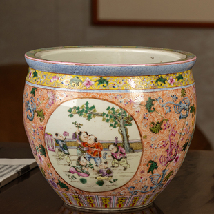 清代粉彩婴戏图五子登科画卷缸古董瓷器收藏中式书房桌面摆件鱼缸