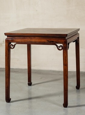 清代红木旋纹罗锅枨方桌